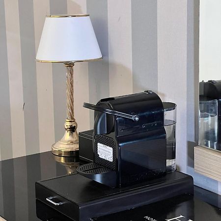 Hotel Lebron Paris Eksteriør bilde