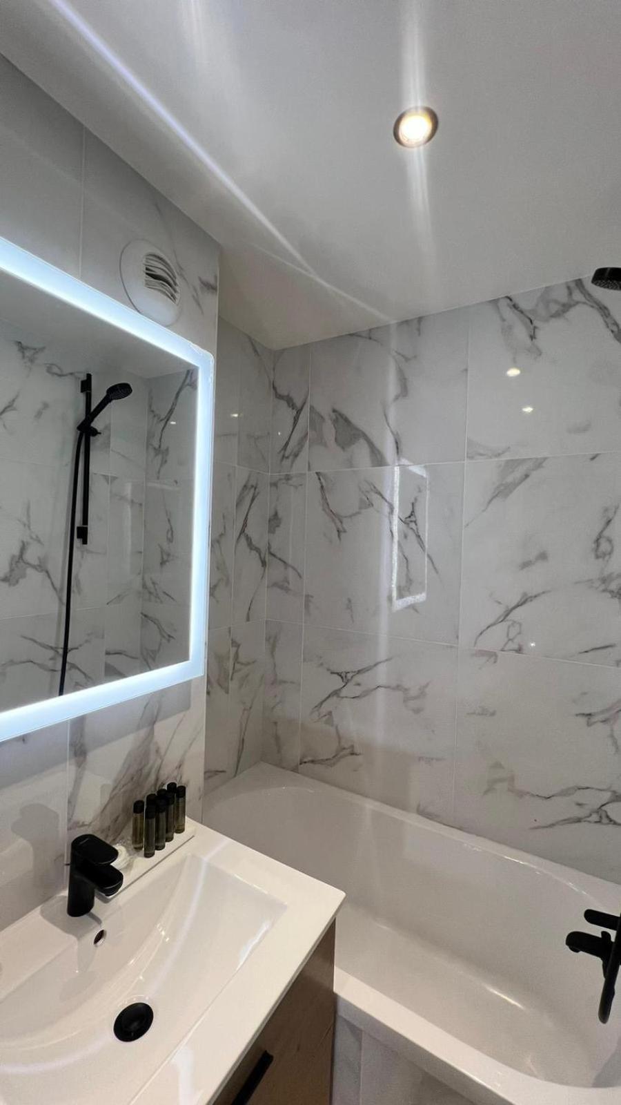 Hotel Lebron Paris Eksteriør bilde